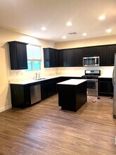 6654 Ivory Dove Ct in Las Vegas, NV - Building Photo - Building Photo