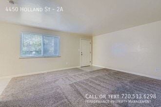 4450 Holland St in Wheat Ridge, CO - Foto de edificio - Building Photo