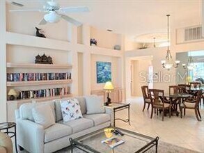 7151 Prestwick Ct in University Park, FL - Building Photo - Building Photo