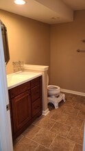 406 Old Towne Rd in Louisville, KY - Building Photo - Building Photo