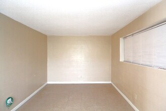 600 Scenic Hwy in Pensacola, FL - Building Photo - Building Photo
