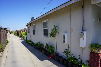 14004 Chadron Ave in Hawthorne, CA - Building Photo - Building Photo