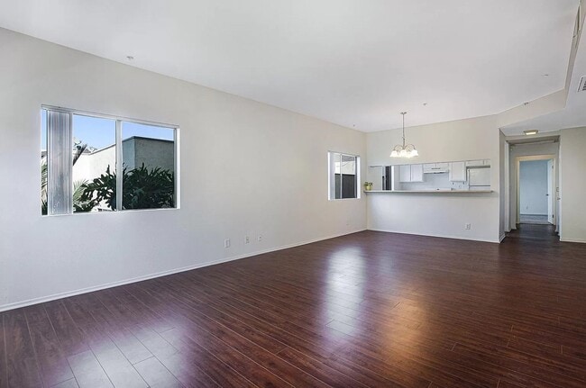Wooster Street Apartments in Los Angeles, CA - Foto de edificio - Interior Photo
