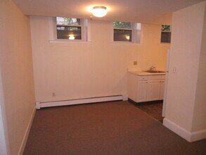 120 Riverway, Unit 99 in Boston, MA - Building Photo - Building Photo