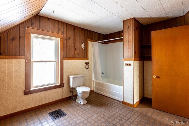 108 Halstead Ave in Buffalo, NY - Building Photo - Building Photo