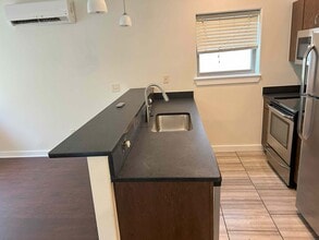 719 N Oakland Ave, Unit 719 Oakland in Fayetteville, AR - Building Photo - Building Photo