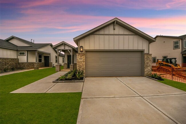 property at 18010 Whitetail Run Ln