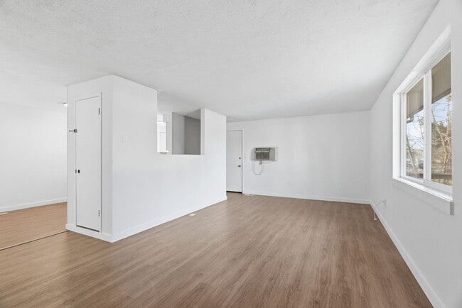 712 E Longfellow Ave in Spokane, WA - Building Photo - Building Photo