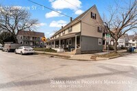 2120 Robin St photo'