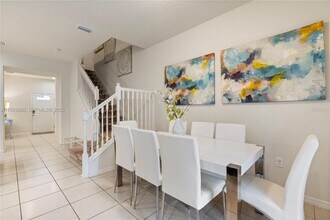 2428 Dubai St in Kissimmee, FL - Building Photo - Building Photo