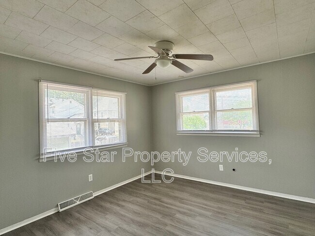 629 W Washington St in Springfield, IL - Building Photo - Building Photo