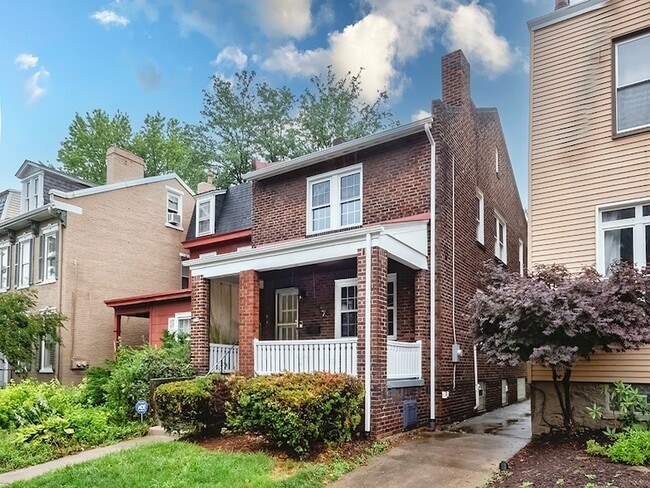 property at 5519 Howe St