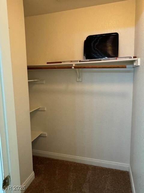 property at 1561 Linnbaker Ln