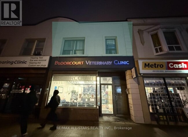 property at 1074 Bloor St W