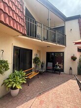 3918 Victoria Dr in West Palm Beach, FL - Building Photo - Building Photo