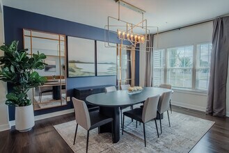 244 Vis Gln Rd in Walkersville, MD - Foto de edificio - Building Photo