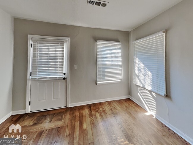 1319 Campbellton Rd SW in Atlanta, GA - Building Photo - Building Photo