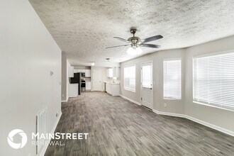 6455 Alford Cir in Lithonia, GA - Foto de edificio - Building Photo