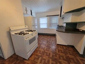 20 Pendleton St in Cranston, RI - Building Photo - Building Photo