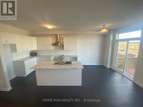 1041 Speedvale Ct in Ottawa, ON - Building Photo - Building Photo