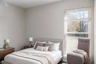 142 Weatherwood Ct in Winston-Salem, NC - Foto de edificio - Building Photo