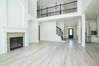 2 Wenoah Pl in Spring, TX - Building Photo - Building Photo