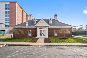 68 Marrow St in Newark, NJ - Building Photo - Building Photo