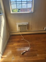 7740 Stillwell Rd in Cincinnati, OH - Building Photo