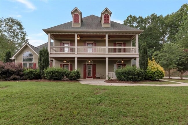 100 Hardwood Ln in Canton, GA - Foto de edificio - Building Photo