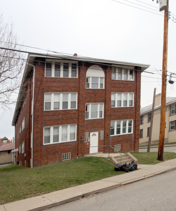 1500 Greenmount Ave in Pittsburgh, PA - Building Photo