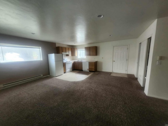 property at 950 Sparks St N