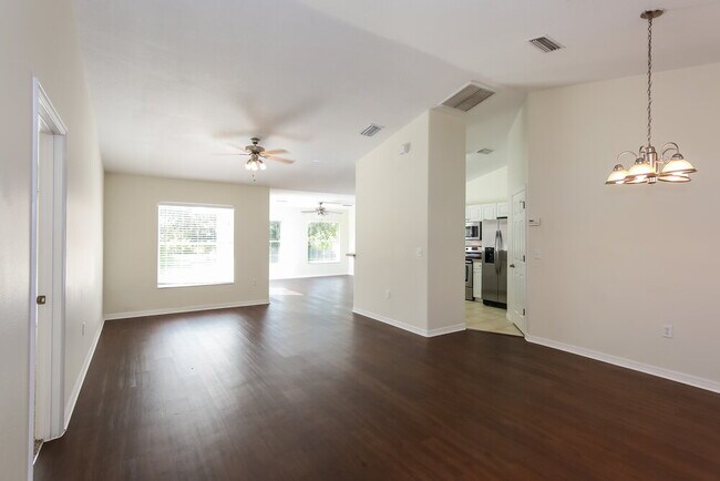 2819 93rd Ct E in Palmetto, FL - Building Photo - Building Photo