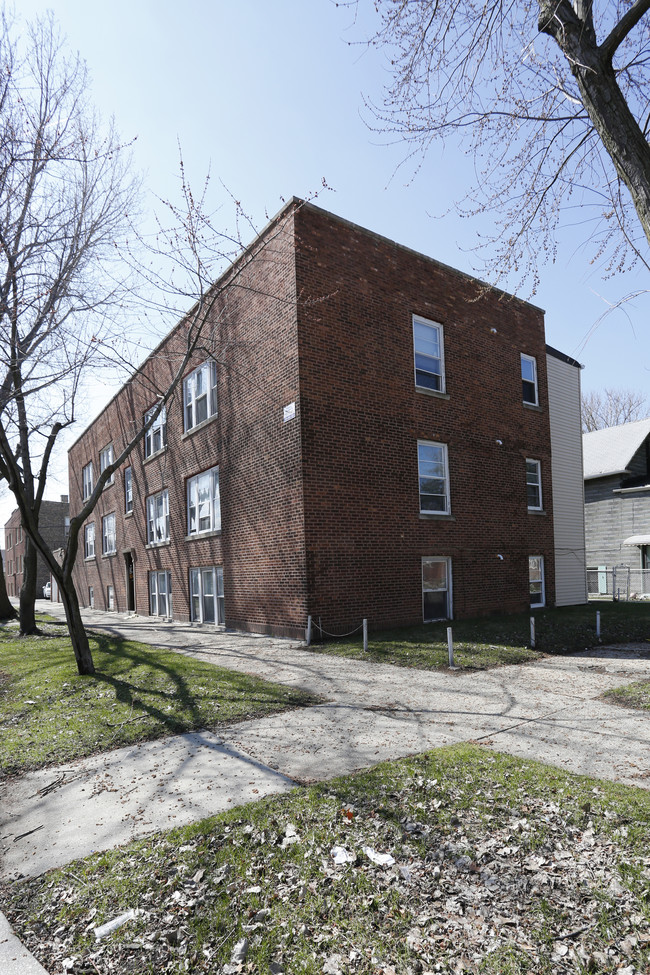 2652-2654 N Lamon Ave in Chicago, IL - Building Photo - Building Photo