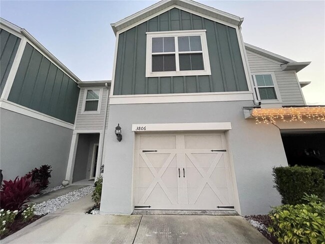 3806 Grassland Dr