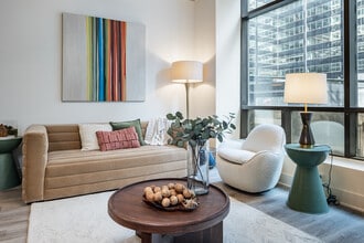 The Station Lofts in Chicago, IL - Foto de edificio - Building Photo