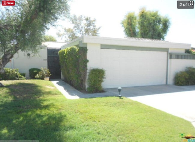 property at 1935 Grand Bahama Dr E