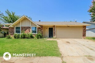 2508 Ridgemoor Ct in Arlington, TX - Building Photo