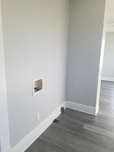 1121 W 7th Ave in Lancaster, OH - Building Photo - Building Photo