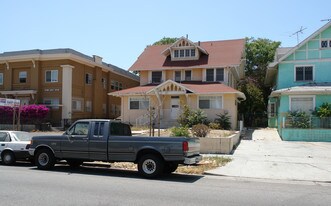 823 S Catalina St in Los Angeles, CA - Building Photo