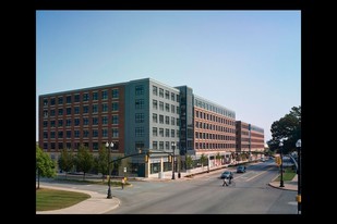 Campus Crossings at College Row Apartments