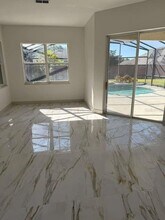 1916 Merlot Dr in Sanford, FL - Foto de edificio - Building Photo