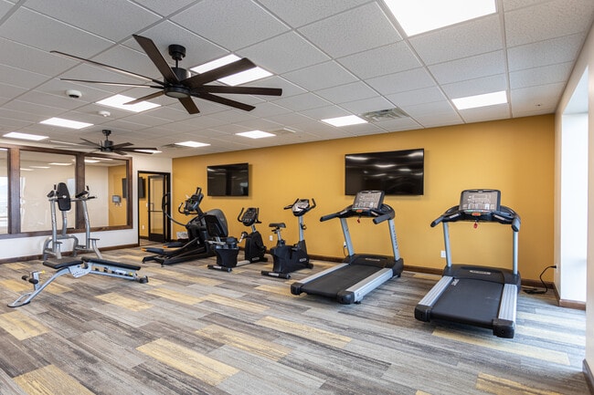 Seasons at Southpoint in Draper, UT - Foto de edificio - Interior Photo