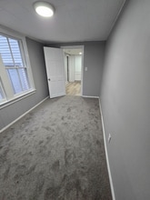 76 E Litchfield Rd S in Litchfield, CT - Foto de edificio - Building Photo