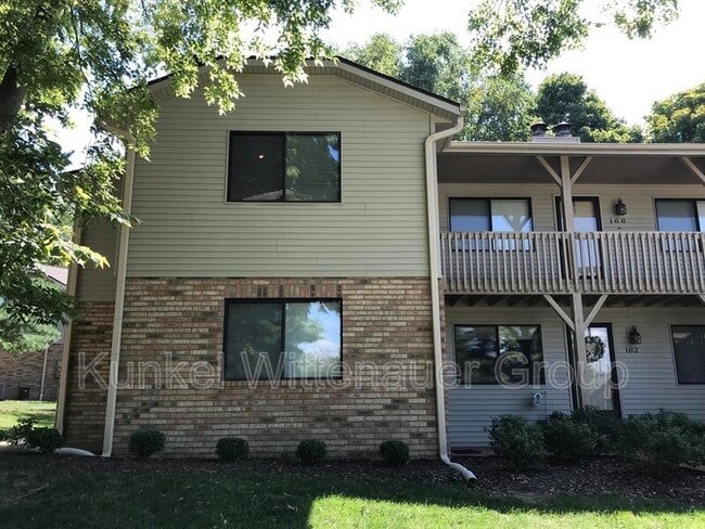 165 Eagle Ridge in O'Fallon, IL - Building Photo - Building Photo