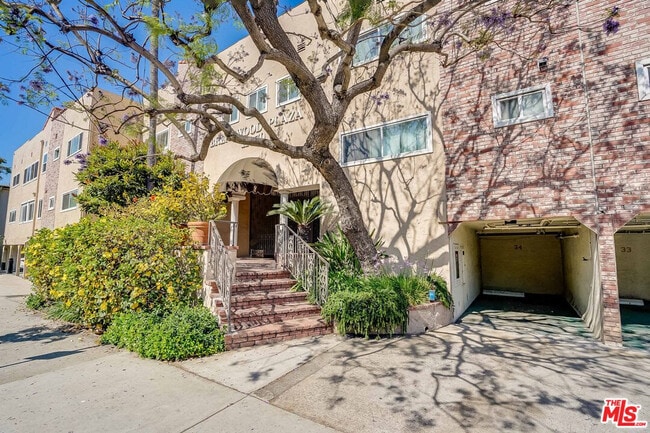 property at 11670 W Sunset Blvd