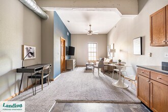 200 Seneca St, Unit 222 in Leavenworth, KS - Building Photo - Building Photo