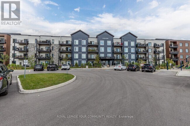 54 Koda St in Barrie, ON - Building Photo - Building Photo