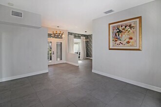 2092 Timucua Trail in Nokomis, FL - Building Photo - Building Photo