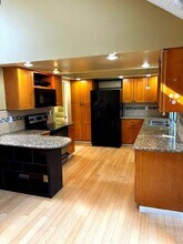 4348 190th Ave SE in Issaquah, WA - Building Photo - Building Photo