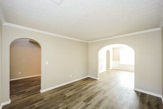 1365 Camelia St in Riverdale, GA - Building Photo - Building Photo